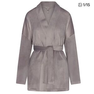 NWT SKIMS Velour Loungewear Robe Smoke Open Front AP-SET-2272 Size 3XL